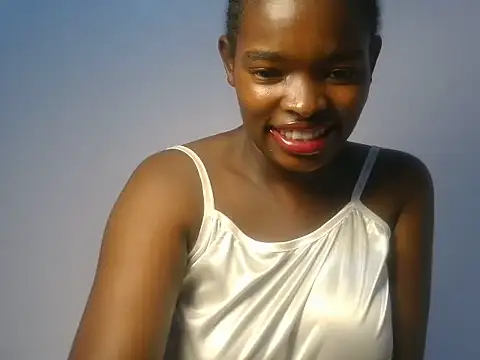 Snapshot of Emmerline_ chatting on July 13, 8:55 pm Emmerline online show from July 13, 8:55 pm