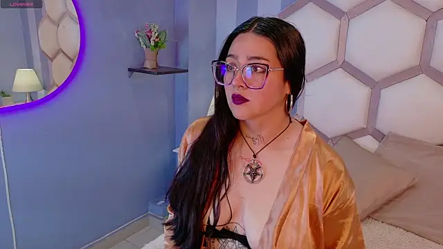 LilithRossi online show from June 8, 7:36 pm