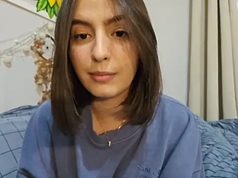 Snapshot of Juh_castro chatting on July 15, 6:35 pm Juh castro online show from July 15, 6:35 pm
