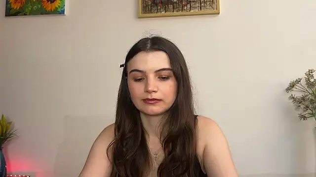 elicherr online show from June 7, 2:48 am
