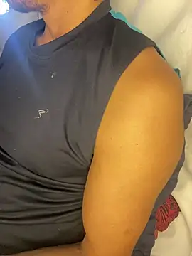 Snapshot of Tatuadomoreno23cm chatting on July 24, 9:18 am Tatuadomoreno23cm online show from July 24, 9:18 am