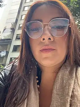 arilynn  online show from June 10, 3:33 pm