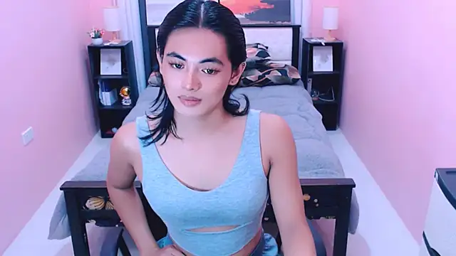 Snapshot of MiamoreAmara69 chatting on August 6, 8:55 pm MiamoreAmara69 online show from August 6, 8:55 pm