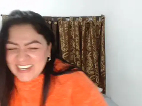 Snapshot of Luna-dark chatting on June 8, 12:36 am Luna-dark online show from June 8, 12:36 am