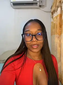 Snapshot of chell_iivy chatting on June 26, 6:29 am chell iivy online show from June 26, 6:29 am