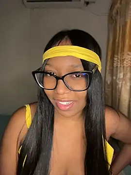 Snapshot of chell_iivy chatting on July 3, 5:36 am chell iivy online show from July 3, 5:36 am