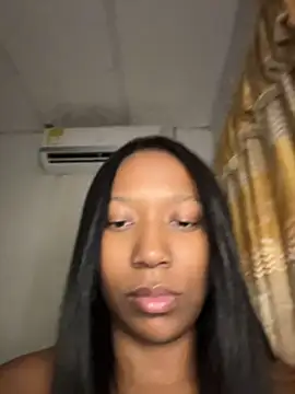 Snapshot of chell_iivy chatting on July 28, 5:03 am chell iivy online show from July 28, 5:03 am