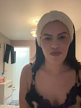 Snapshot of ArabianTemptress chatting on July 30, 9:58 pm ArabianTemptress online show from July 30, 9:58 pm