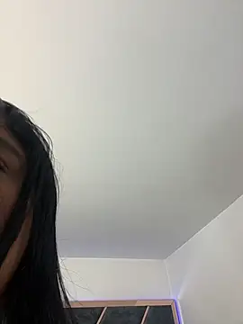 Snapshot of FoxySkye chatting on June 26, 5:01 am FoxySkye online show from June 26, 5:01 am