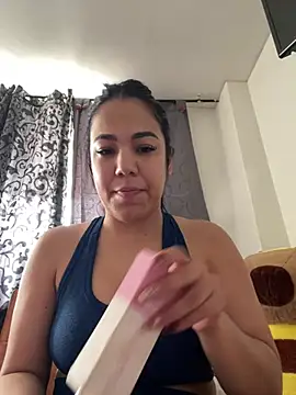Snapshot of RyleyWest chatting on July 8, 7:18 pm RyleyWest online show from July 8, 7:18 pm
