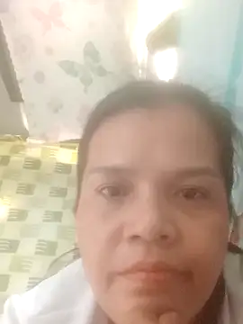 Snapshot of simplycristy09 chatting on June 11, 8:34 am simplycristy09 online show from June 11, 8:34 am