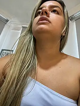 azulskyer online show from July 2, 4:57 pm