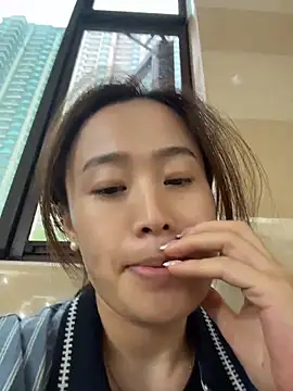 Snapshot of saozi666 chatting on June 6, 8:52 am saozi666 online show from June 6, 8:52 am