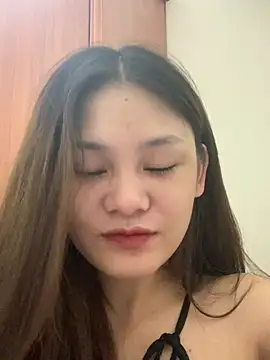 Snapshot of Weevi10 chatting on July 15, 2:00 pm Weevi10 online show from July 15, 2:00 pm