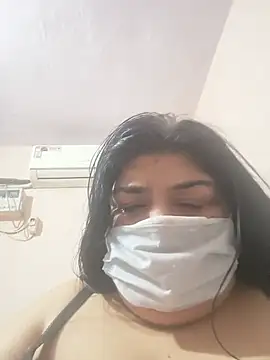 Snapshot of simranjeet_kaur69 chatting on July 2, 3:45 am simranjeet kaur69 online show from July 2, 3:45 am