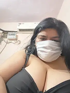 Snapshot of simranjeet_kaur69 chatting on July 15, 2:33 pm simranjeet kaur69 online show from July 15, 2:33 pm