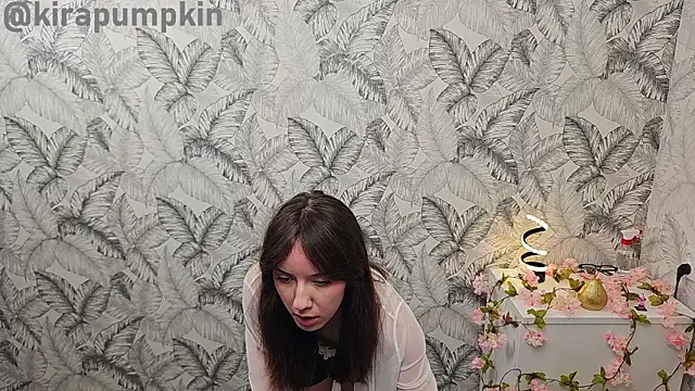 Snapshot of kirapumpkin chatting on June 6, 5:39 pm kirapumpkin online show from June 6, 5:39 pm