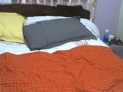 Hotbooty000 online show from July 18, 7:12 am