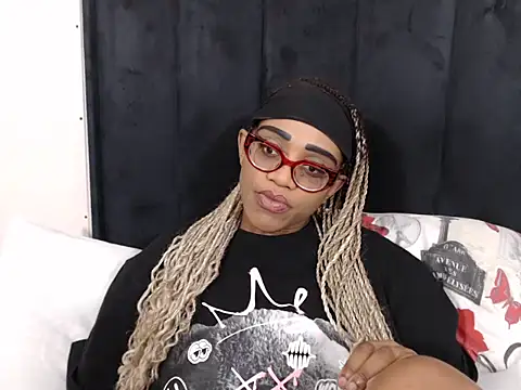 SultryDivax online show from June 17, 11:38 pm