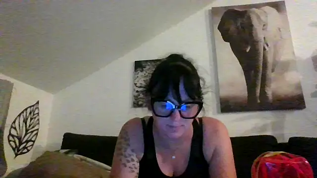 Snapshot of sexujuly88 chatting on June 29, 9:04 pm sexujuly88 online show from June 29, 9:04 pm