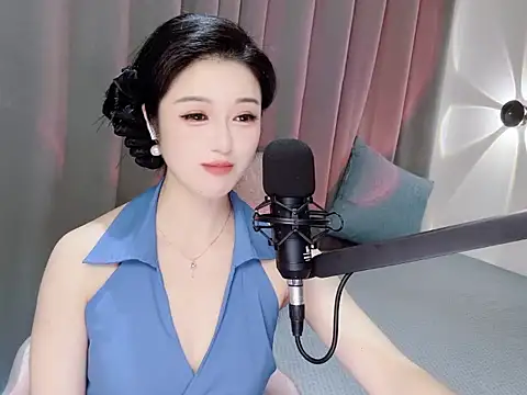 Momo-Wow online show from June 2, 6:37 am