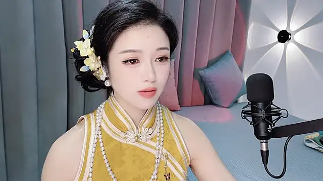 Snapshot of Momo-Wow chatting on June 26, 6:18 am Momo-Wow online show from June 26, 6:18 am