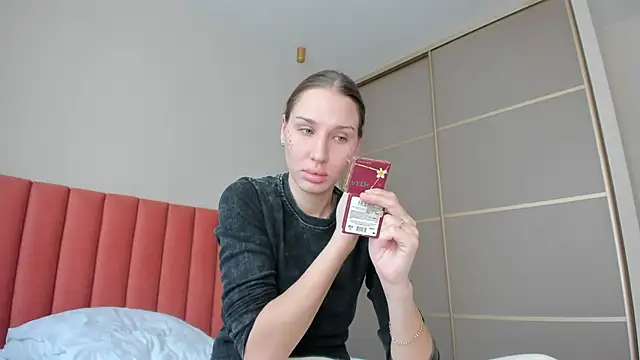 SofiClimbing online show from February 8, 4:25 am