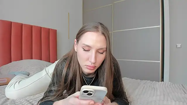 SofiClimbing online show from February 10, 5:47 am