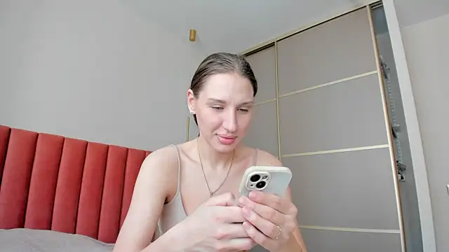 SofiClimbing online show from March 11, 3:26 am