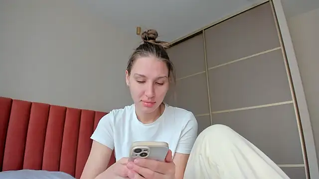 SofiClimbing online show from March 20, 2:51 am