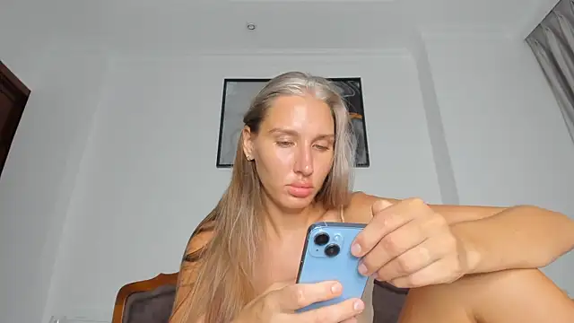 SofiClimbing online show from September 26, 2:10 pm