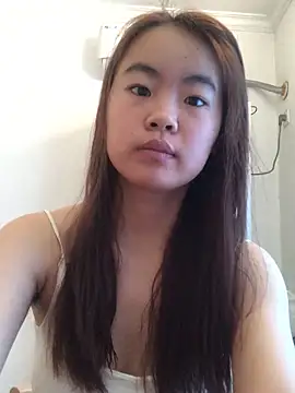 Snapshot of YiYi5520 chatting on June 3, 7:22 am YiYi5520 online show from June 3, 7:22 am