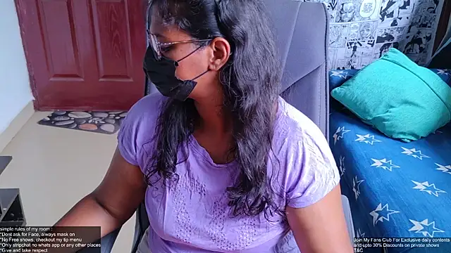 Snapshot of thea_rachel chatting on July 21, 4:37 am thea rachel online show from July 21, 4:37 am