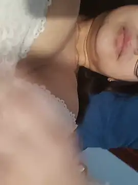zaracamila98 online show from June 28, 5:46 am