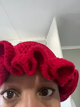 Snapshot of Nicoleleon chatting on June 4, 2:23 pm Nicoleleon online show from June 4, 2:23 pm