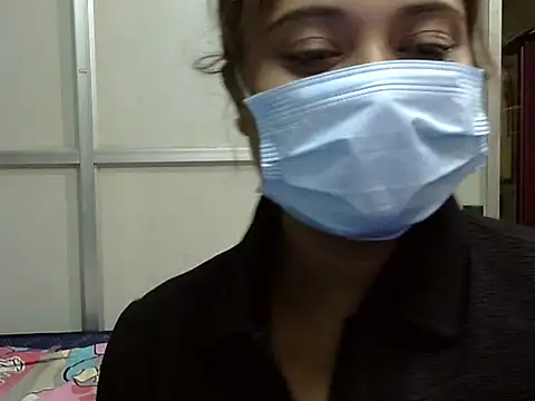 Snapshot of Sexy-Bulti chatting on May 17, 6:22 am Sexy-Bulti online show from May 17, 6:22 am