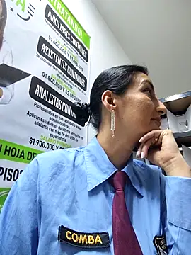 Snapshot of ALEJANDRA__28 chatting on June 10, 12:37 pm ALEJANDRA 28 online show from June 10, 12:37 pm