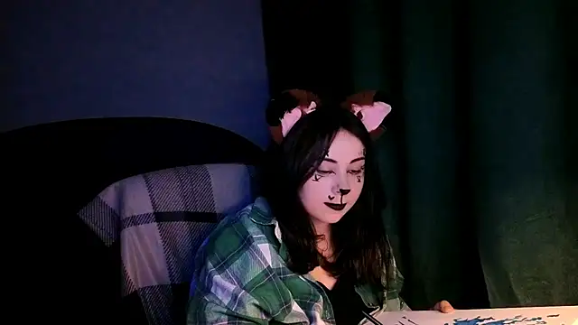 Snapshot of KattyySummer chatting on June 16, 8:22 pm KattyySummer online show from June 16, 8:22 pm