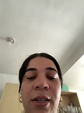 Siri Luxx online show from June 15, 2:41 pm