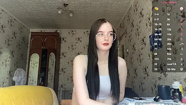 BrianneBihl online show from June 5, 8:31 am