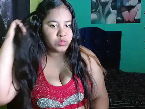 Rosa ebony online show from June 3, 1:25 pm