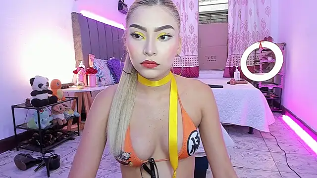 NatalieSterling online show from July 23, 3:32 pm