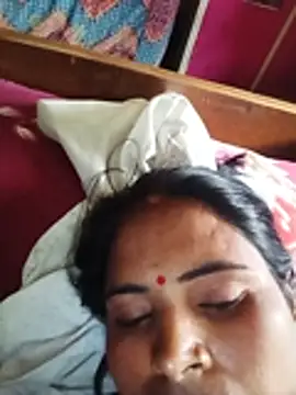 Snapshot of KRITIKA01990 chatting on July 9, 8:07 am KRITIKA01990 online show from July 9, 8:07 am