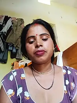 Snapshot of KRITIKA01990 chatting on July 10, 8:29 am KRITIKA01990 online show from July 10, 8:29 am