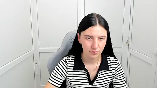 Snapshot of PatteMeoww chatting on July 27, 12:23 pm PatteMeoww online show from July 27, 12:23 pm