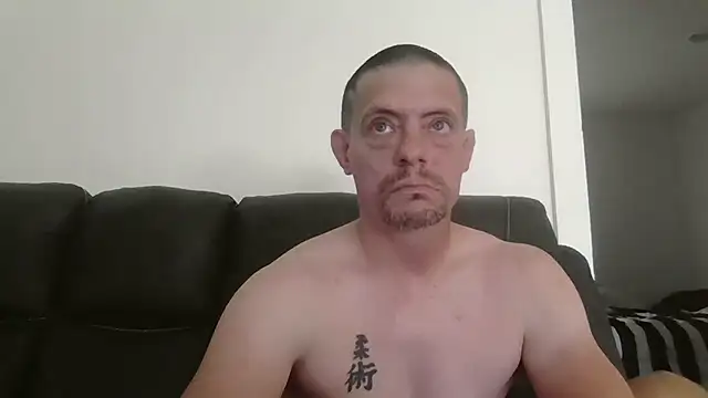 Snapshot of Daddy_Smallz_xxx chatting on June 20, 6:33 pm Daddy Smallz xxx online show from June 20, 6:33 pm