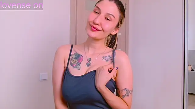 xocami online show from June 10, 12:22 am