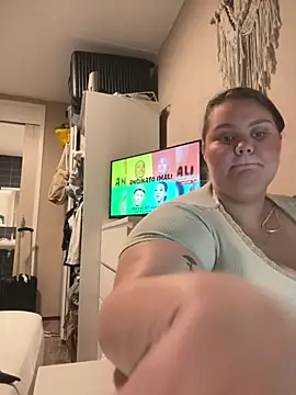 chubbyqueenbb online show from June 4, 8:59 pm