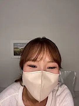 LISA 7714 online show from June 11, 2:15 pm