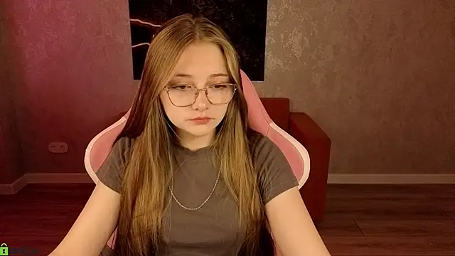 IdaRowe online show from June 10, 1:06 am